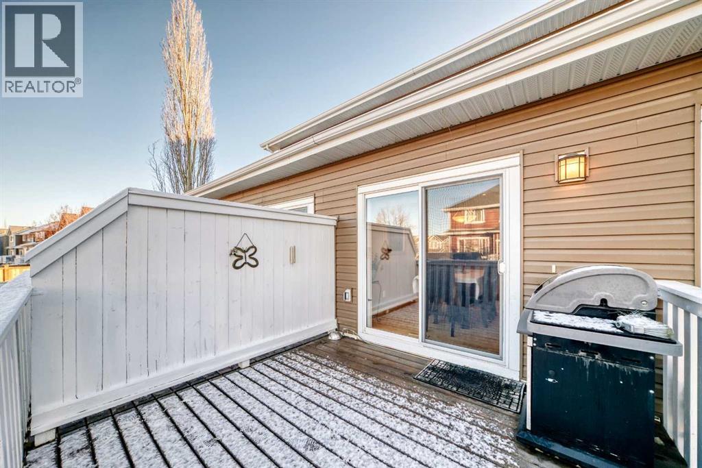 6 River Heights Crescent, Cochrane