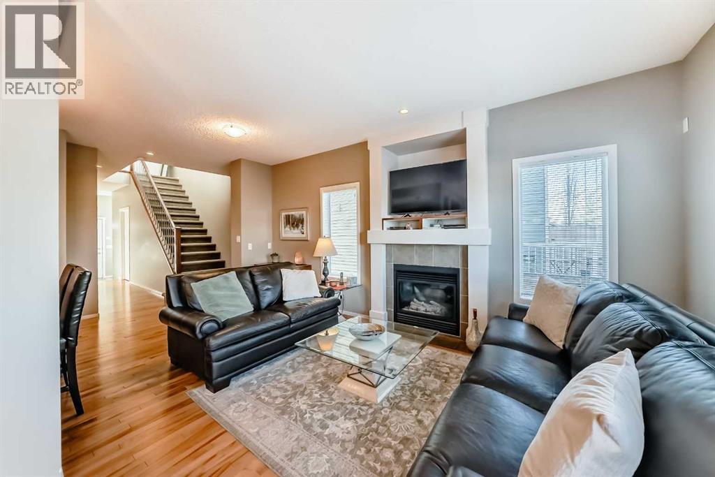 6 River Heights Crescent, Cochrane