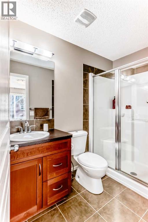 6 River Heights Crescent, Cochrane