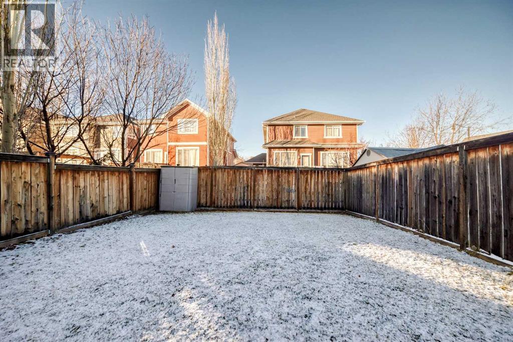 6 River Heights Crescent, Cochrane