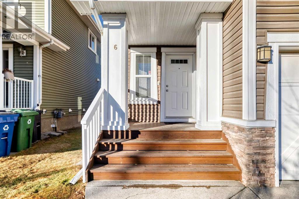 6 River Heights Crescent, Cochrane