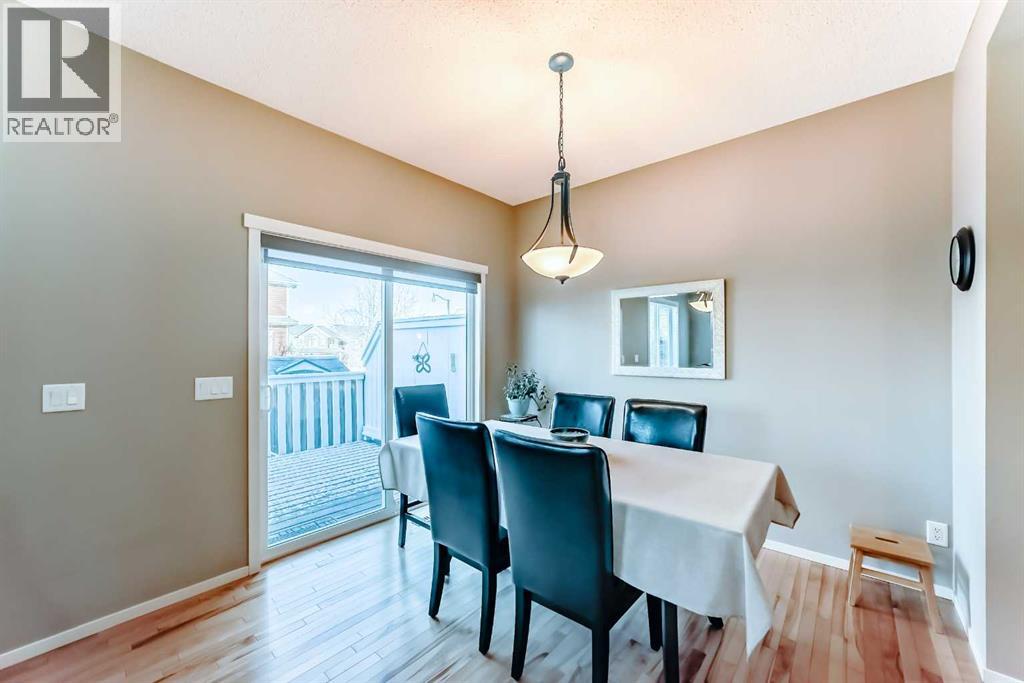 6 River Heights Crescent, Cochrane