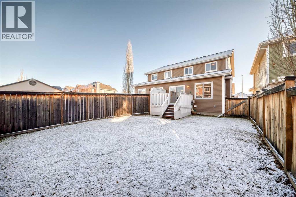 6 River Heights Crescent, Cochrane