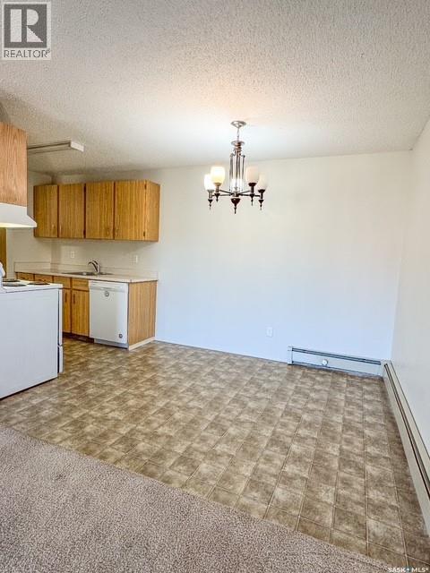 Single Family House Low rise for Sale in   th AVENUE NE Swift Current 