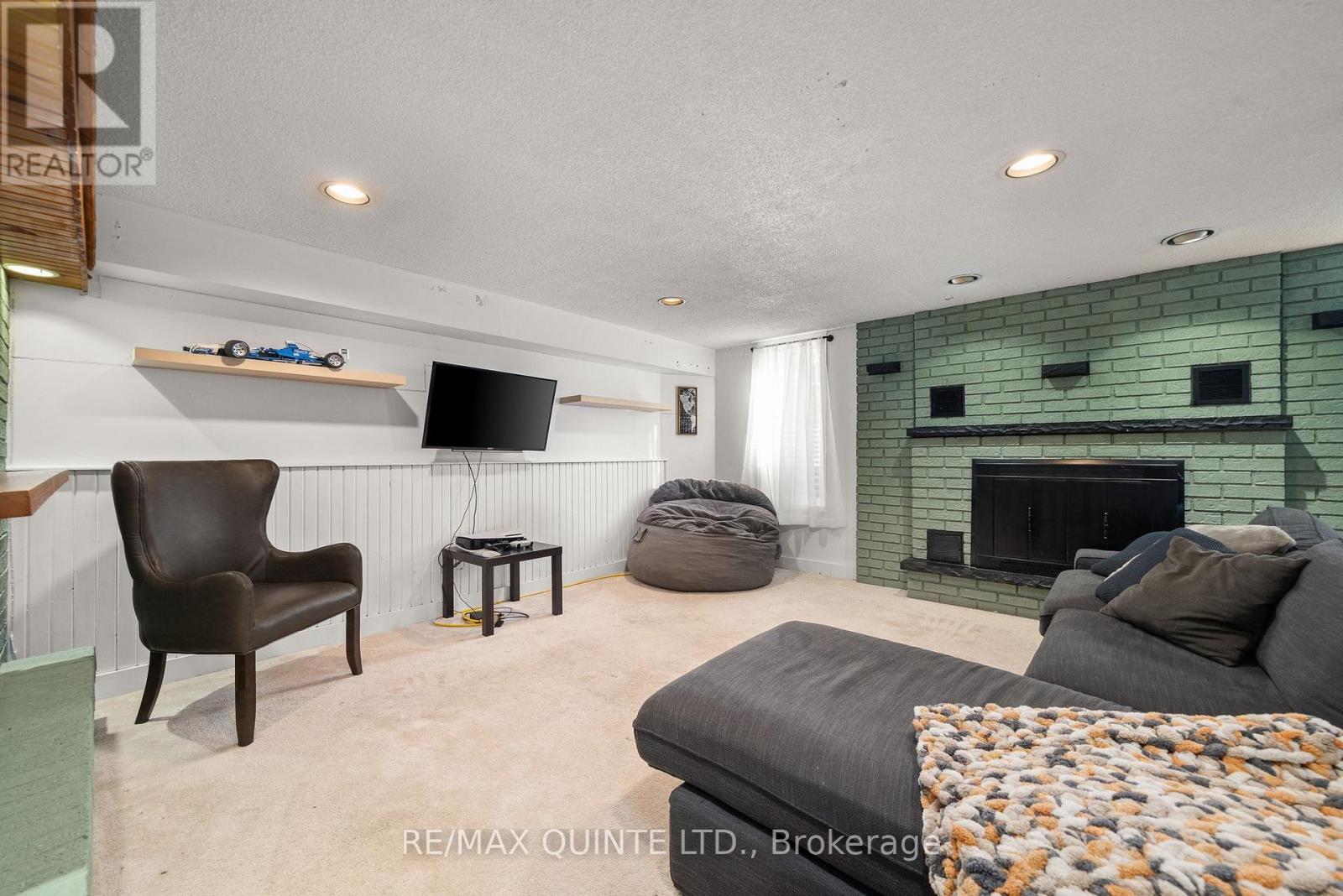 98 BLESSINGTON ROAD - 19