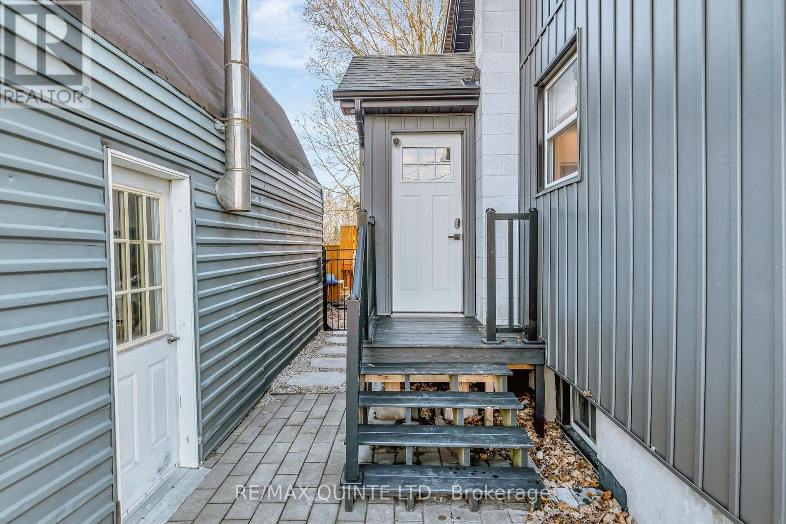 98 BLESSINGTON ROAD - 23