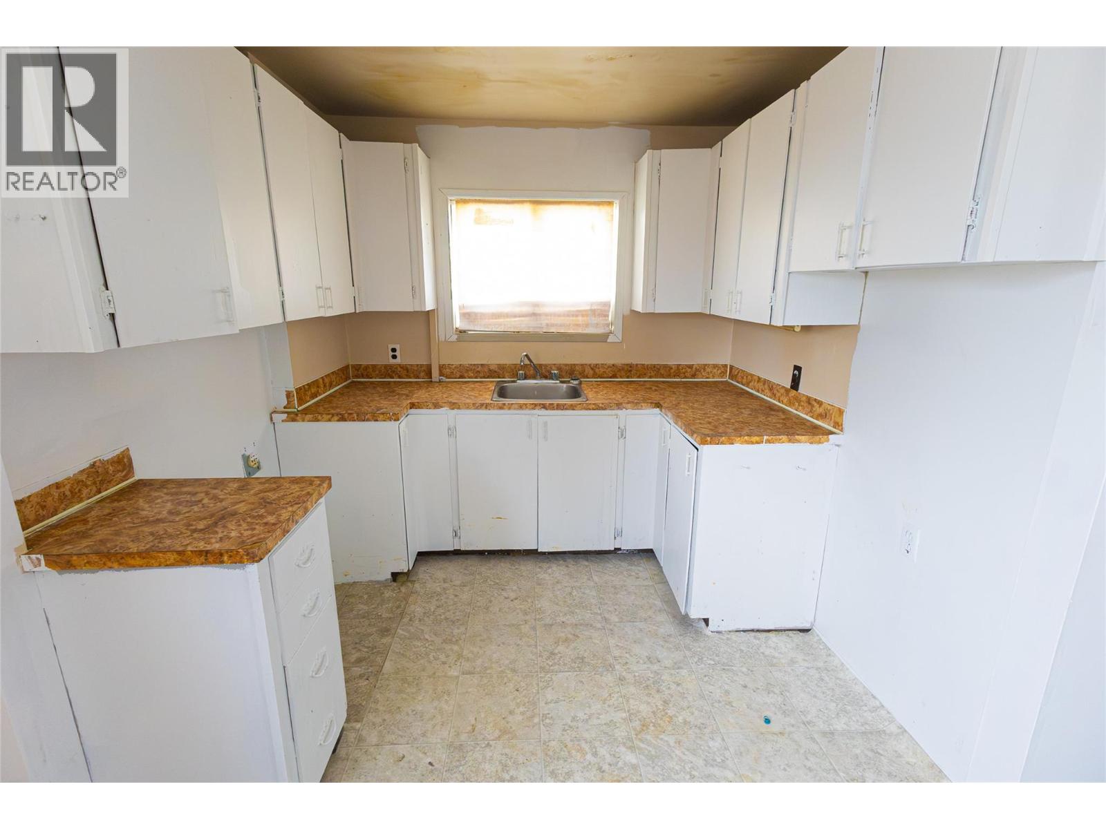 404 99 Avenue, Dawson Creek