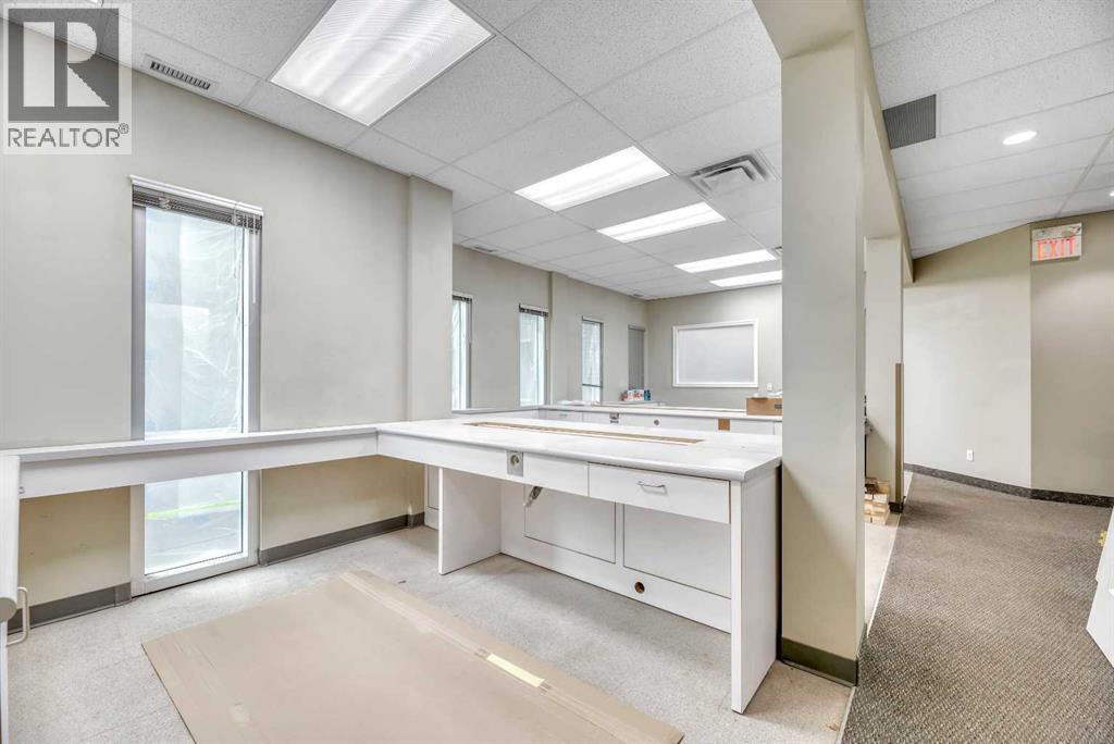 Office for Sale in   Avenue SW Downtown Commercial Core Calgary 