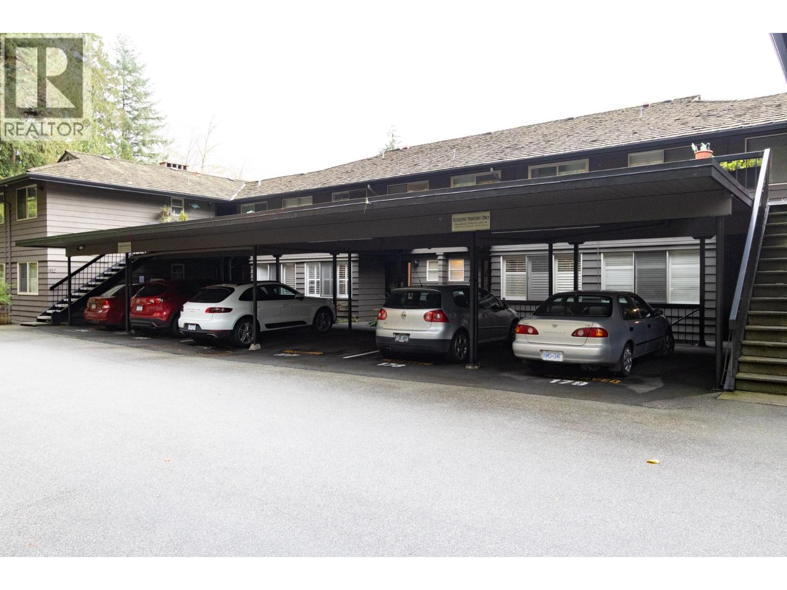 904 235 KEITH ROAD, West Vancouver