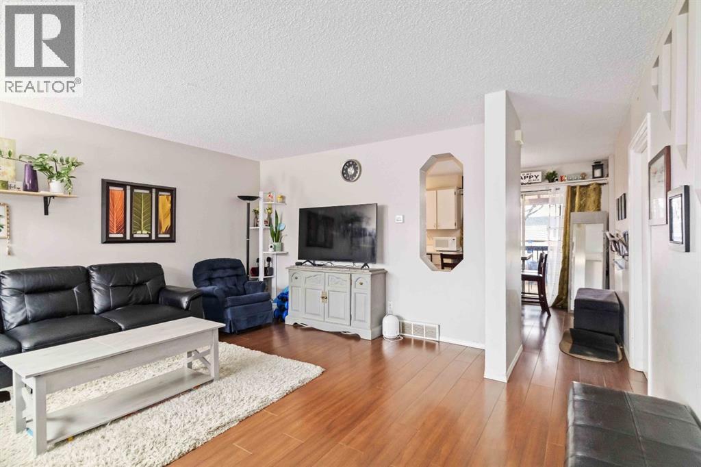 153 Hardin Street, Fort McMurray