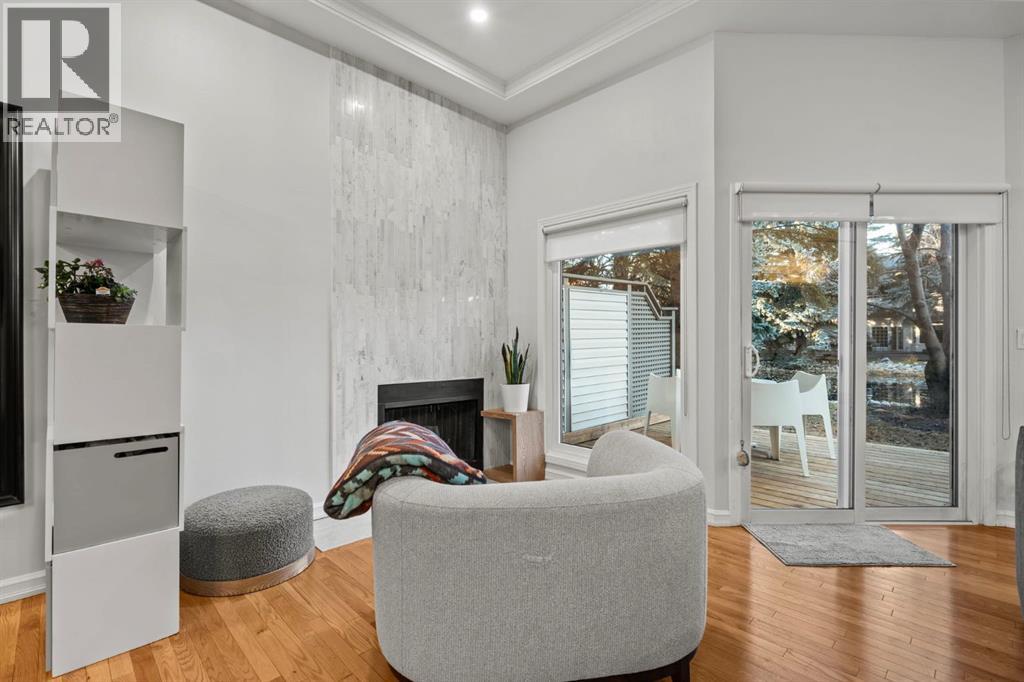 Single Family House for Sale in    Street NW Varsity Calgary 