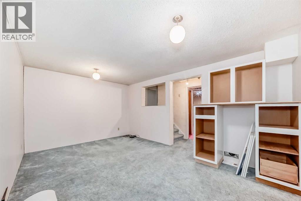 Single Family House for Sale in  Ranchview Drive NW Ranchlands Calgary 