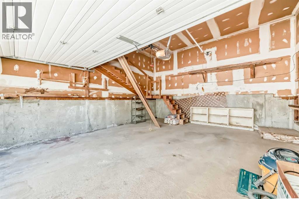 Single Family House for Sale in  Ranchview Drive NW Ranchlands Calgary 