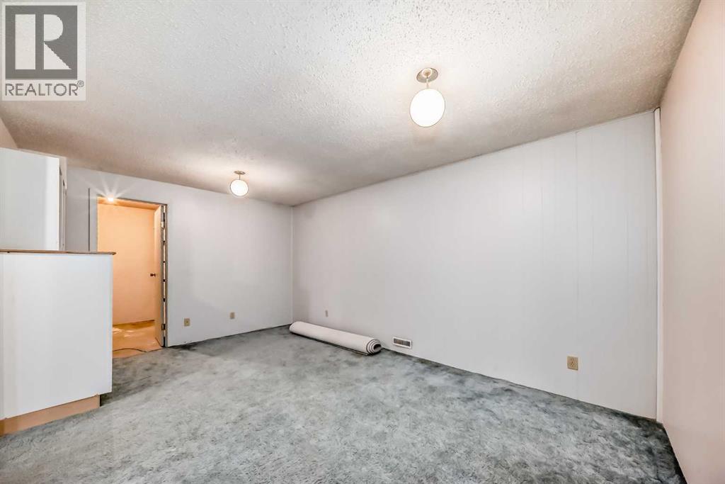 Single Family House for Sale in  Ranchview Drive NW Ranchlands Calgary 