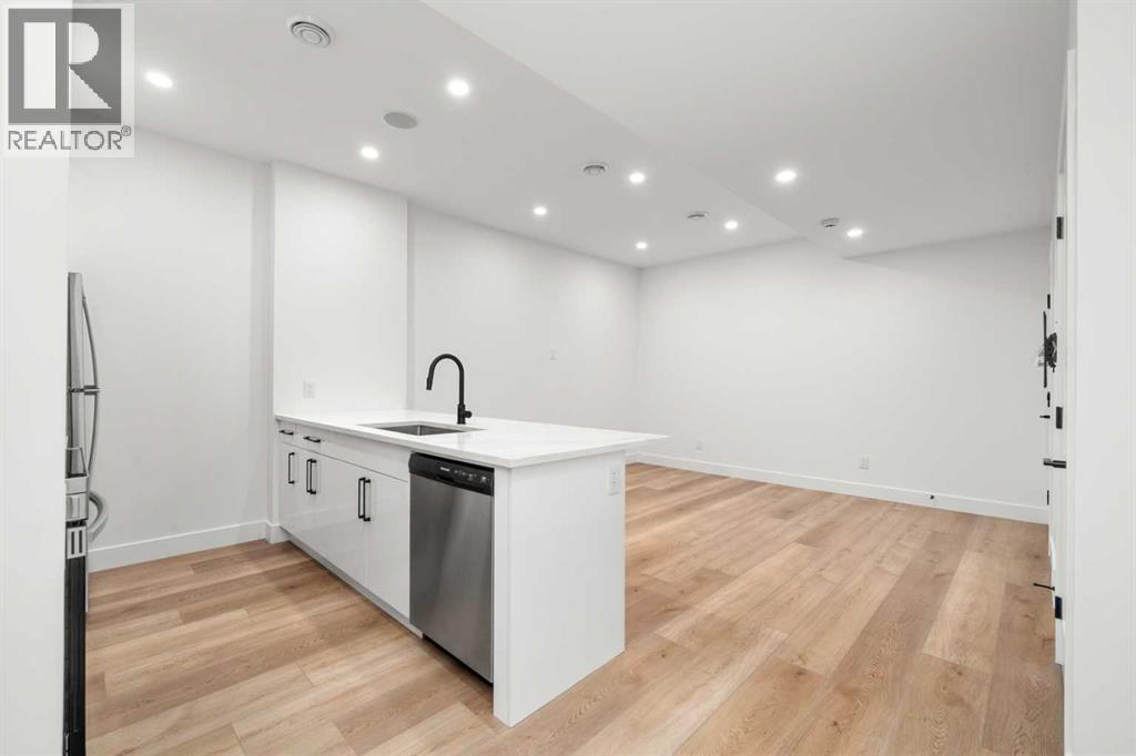 Single Family House for Sale in   Street SW Richmond Calgary 