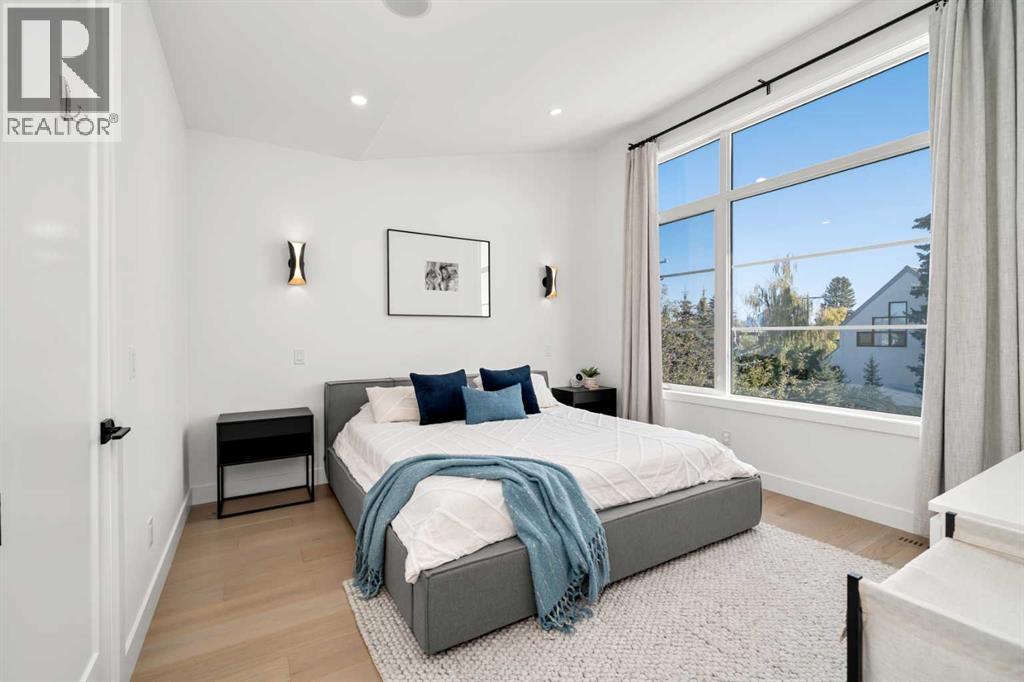 Single Family House for Sale in   Street SW Richmond Calgary 