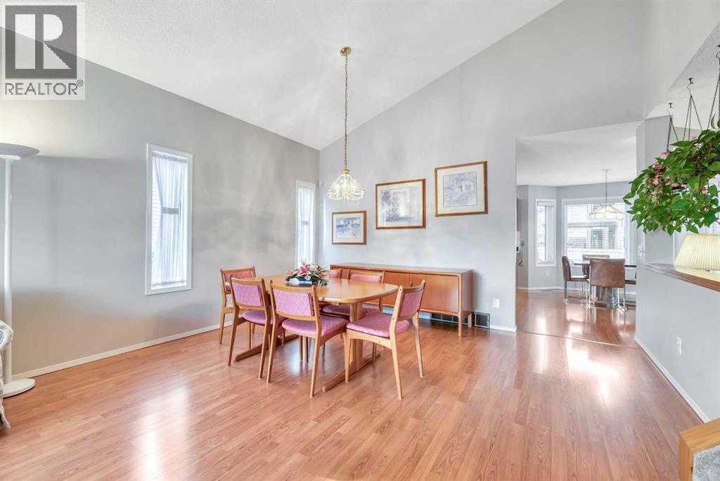 Single Family House for Sale in  Millview Drive SW Millrise Calgary 