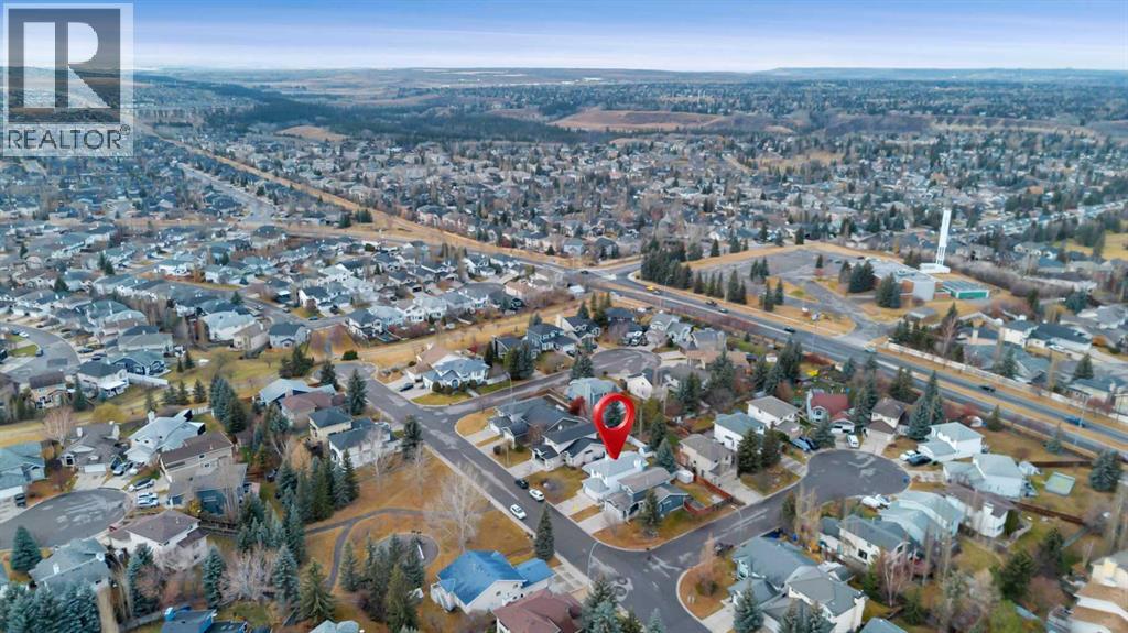 Single Family House for Sale in  Millview Drive SW Millrise Calgary 