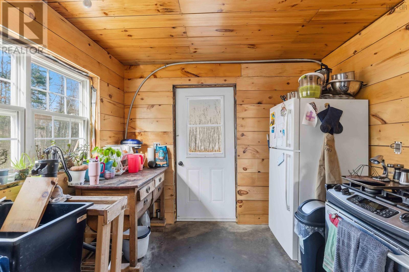 Property 17 of 28 of 788 Purdy Road