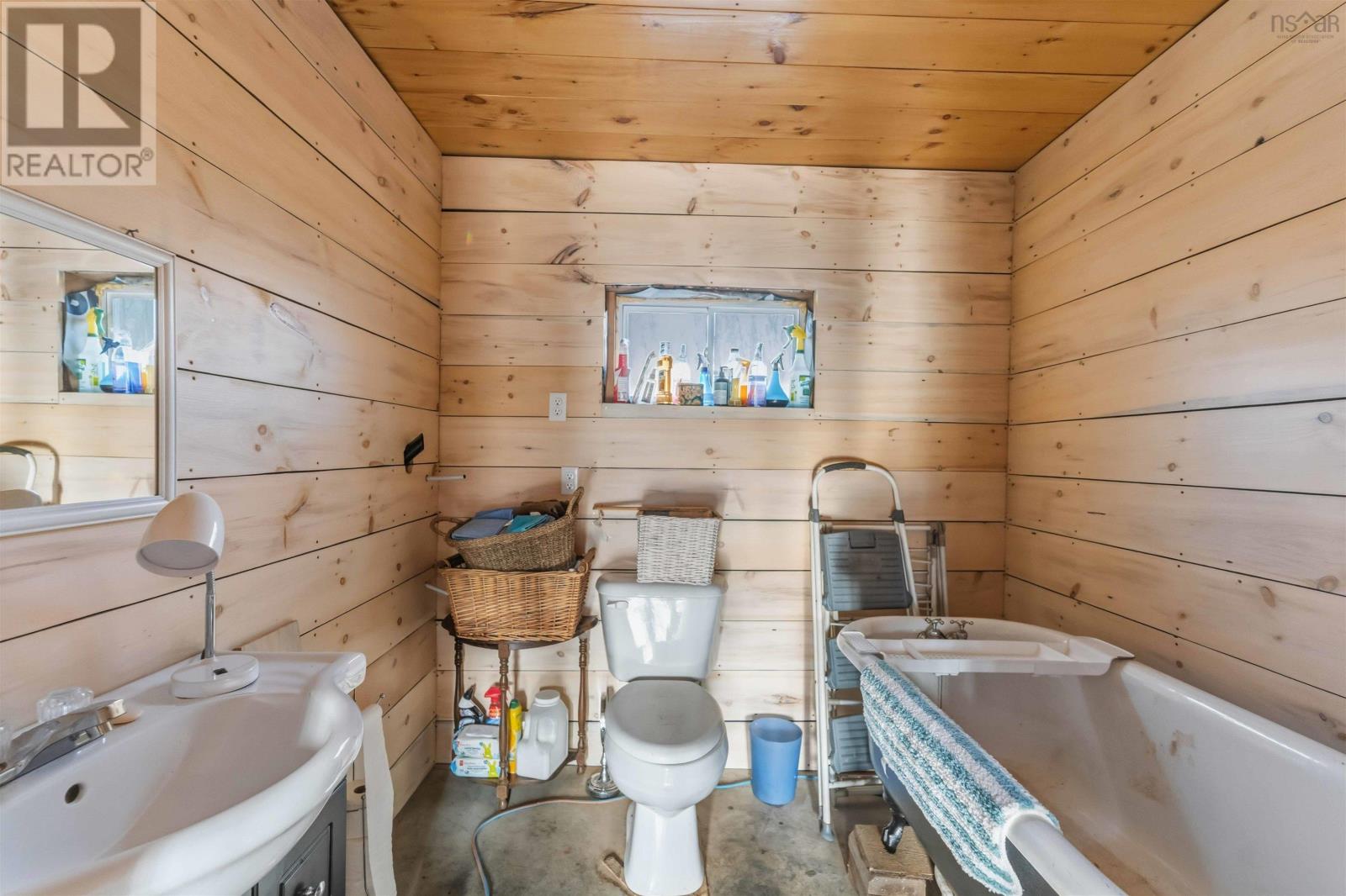 Property 12 of 28 of 788 Purdy Road