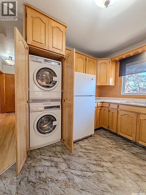 Single Family House Bungalow for Sale in  th AVENUE NE Swift Current 