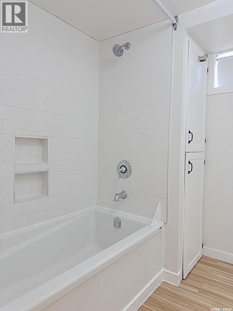 Single Family House Bungalow for Sale in  th AVENUE NE Swift Current 