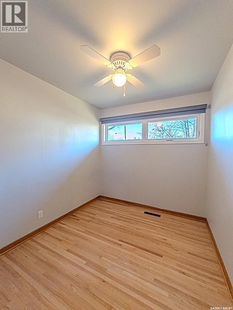 Single Family House Bungalow for Sale in  th AVENUE NE Swift Current 