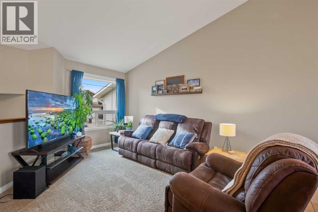 4511 45A Street Close, Innisfail