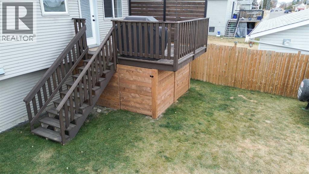 4511 45A Street Close, Innisfail