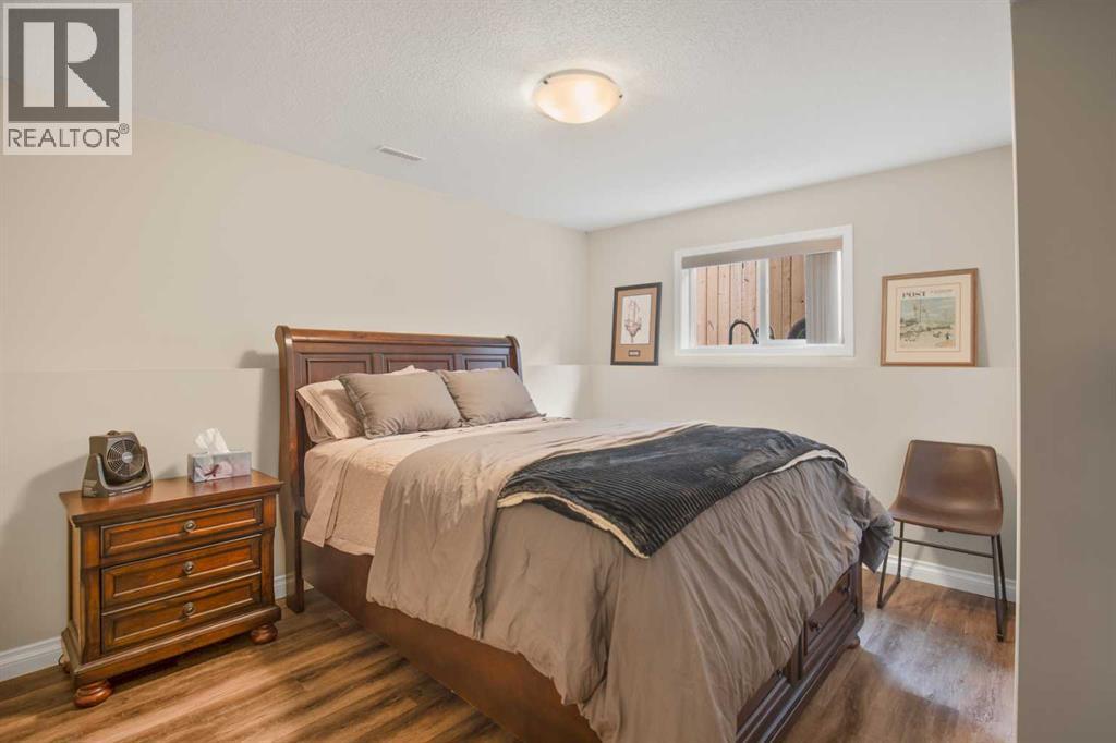 4511 45A Street Close, Innisfail