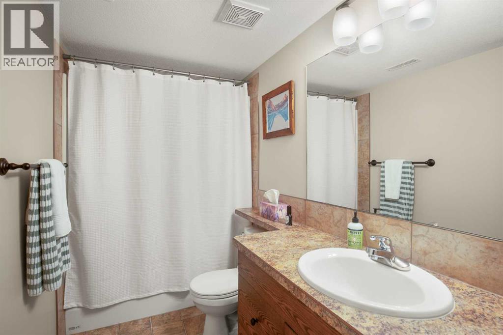 4511 45A Street Close, Innisfail