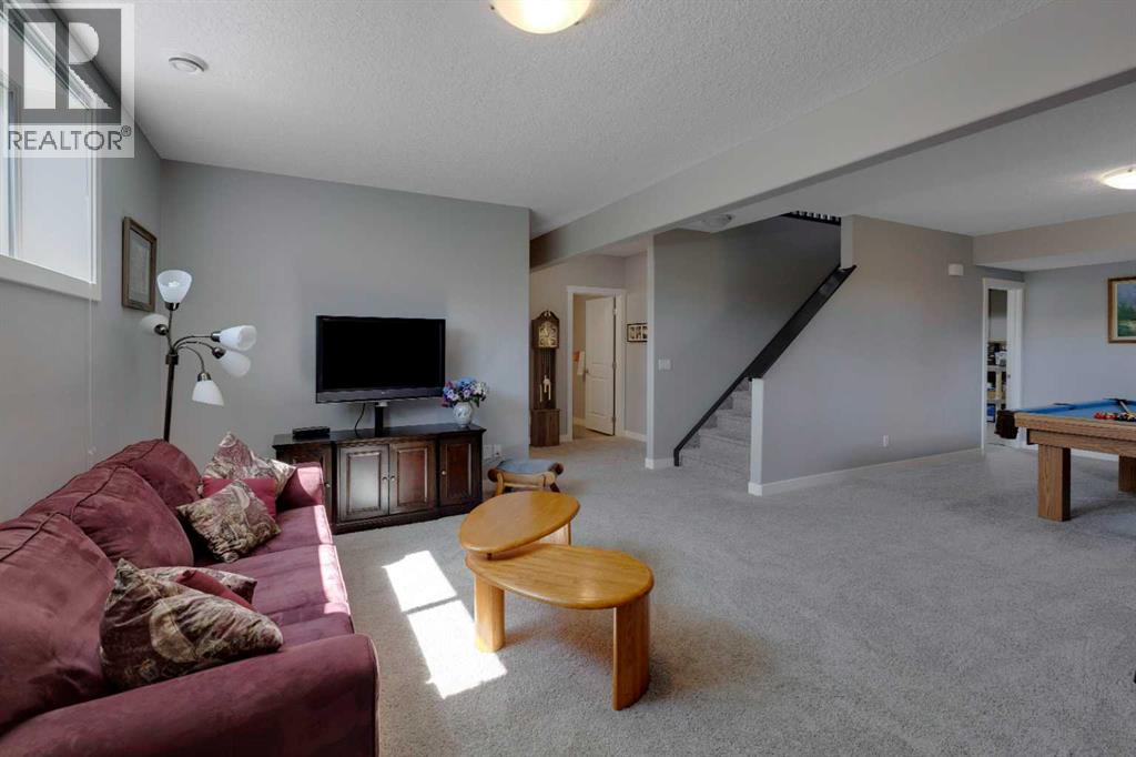 192 Heritage Boulevard, Cochrane