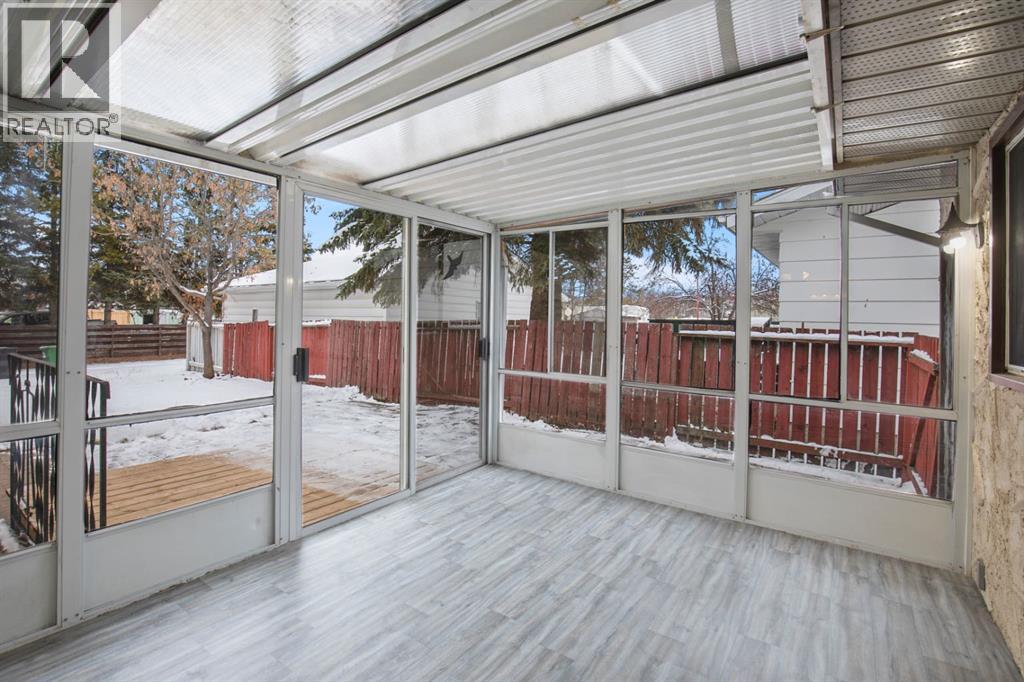 55 Norton Avenue, Red Deer