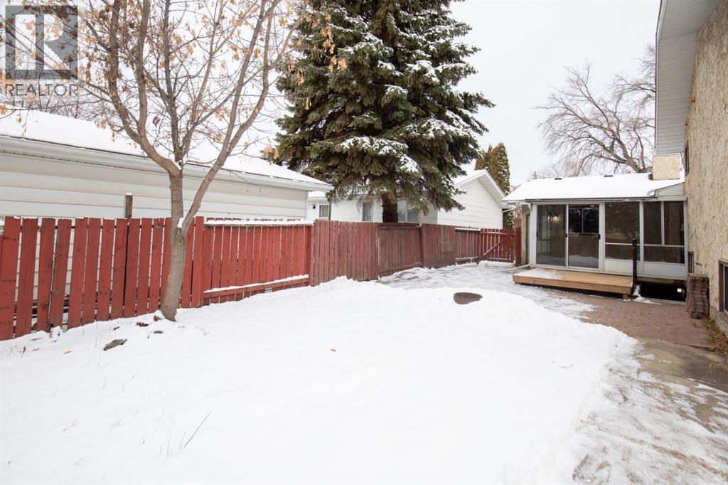 55 Norton Avenue, Red Deer