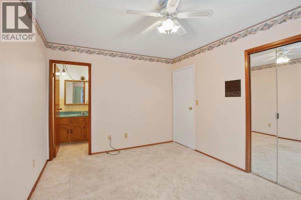 55 Norton Avenue, Red Deer