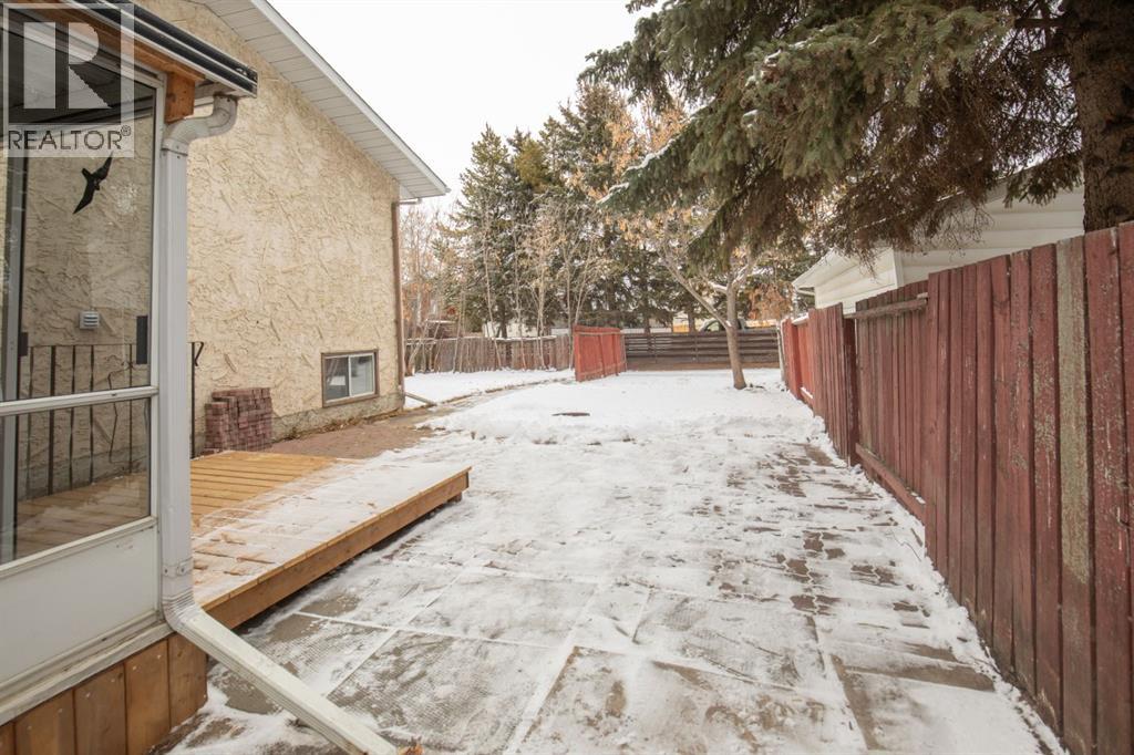 55 Norton Avenue, Red Deer