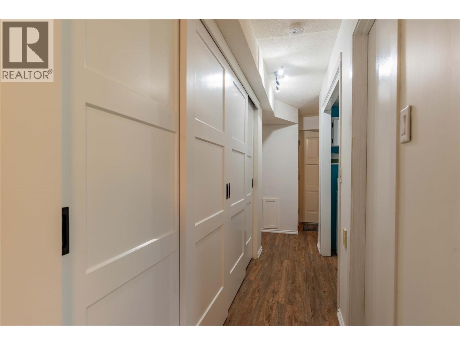 1923 Riverside Crescent, Castlegar