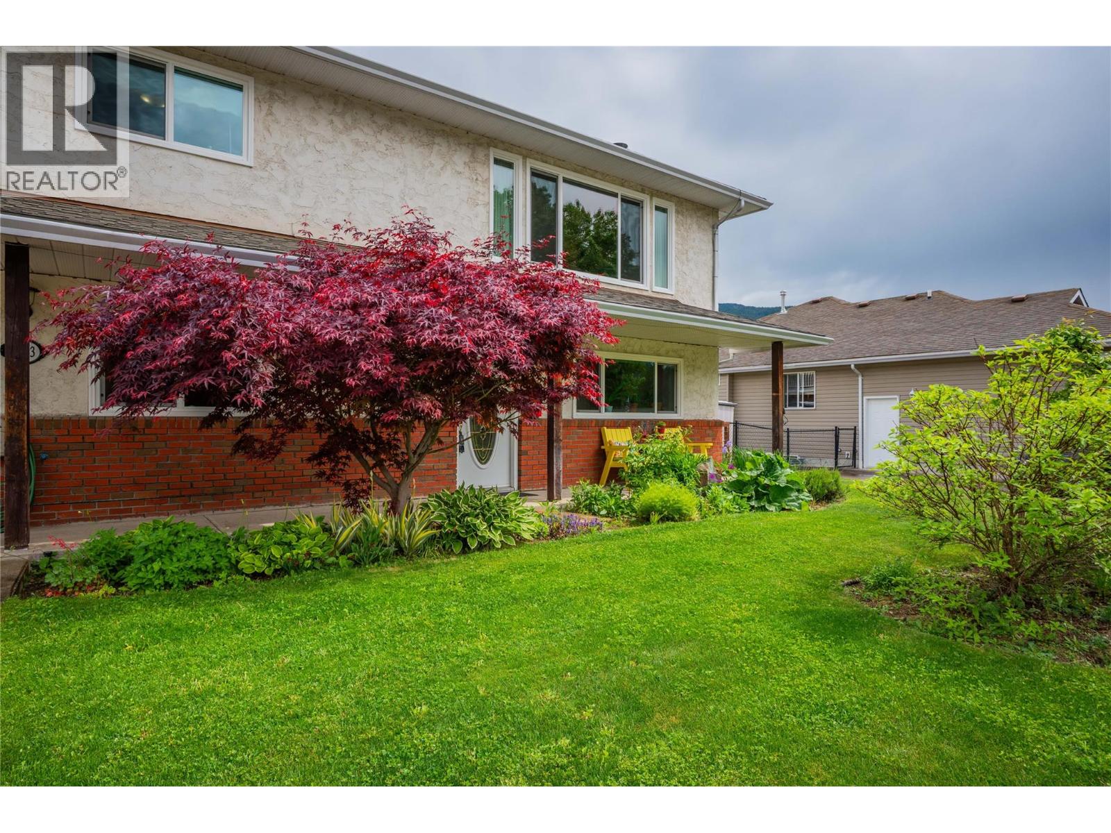 1923 Riverside Crescent, Castlegar