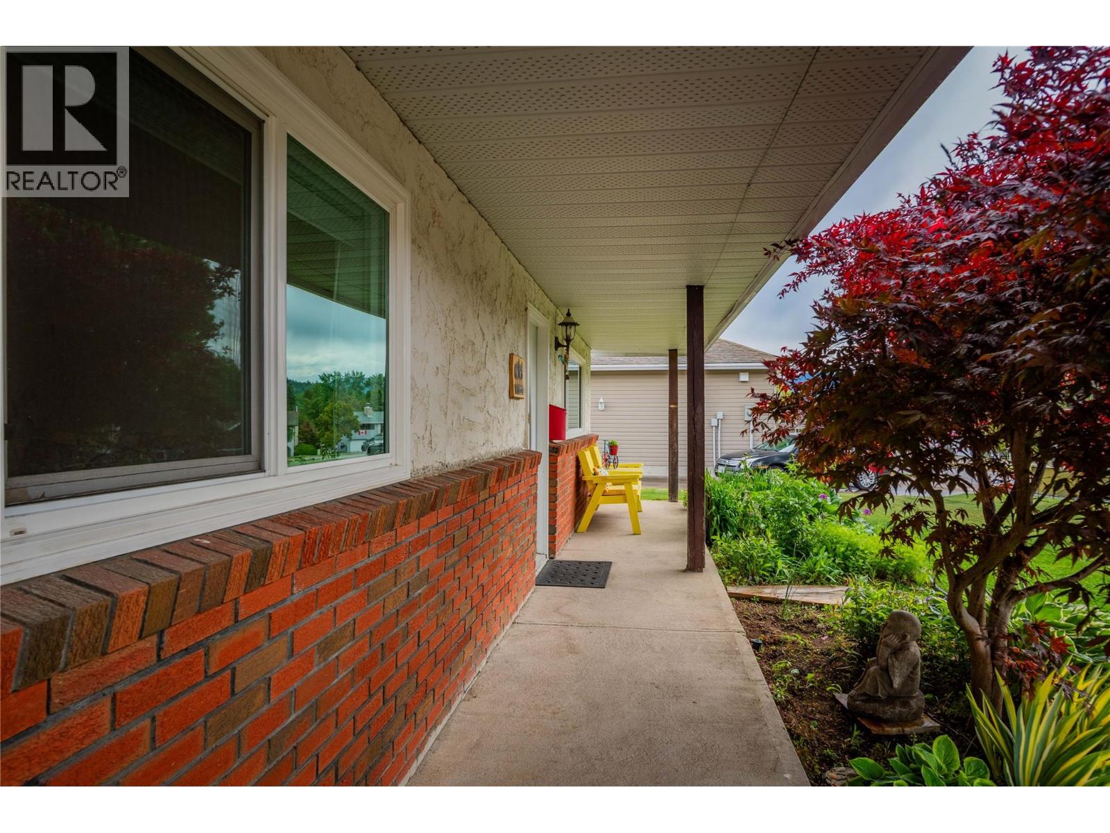 1923 Riverside Crescent, Castlegar