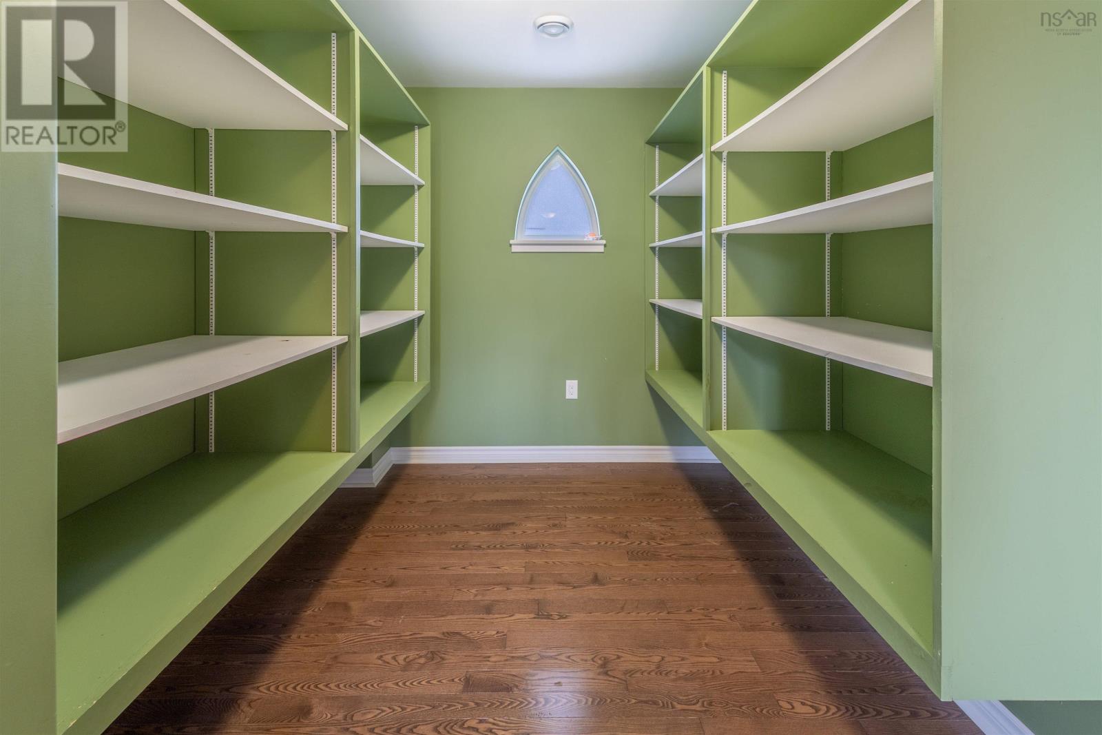 Property 18 of 49 of 15 Howe Court