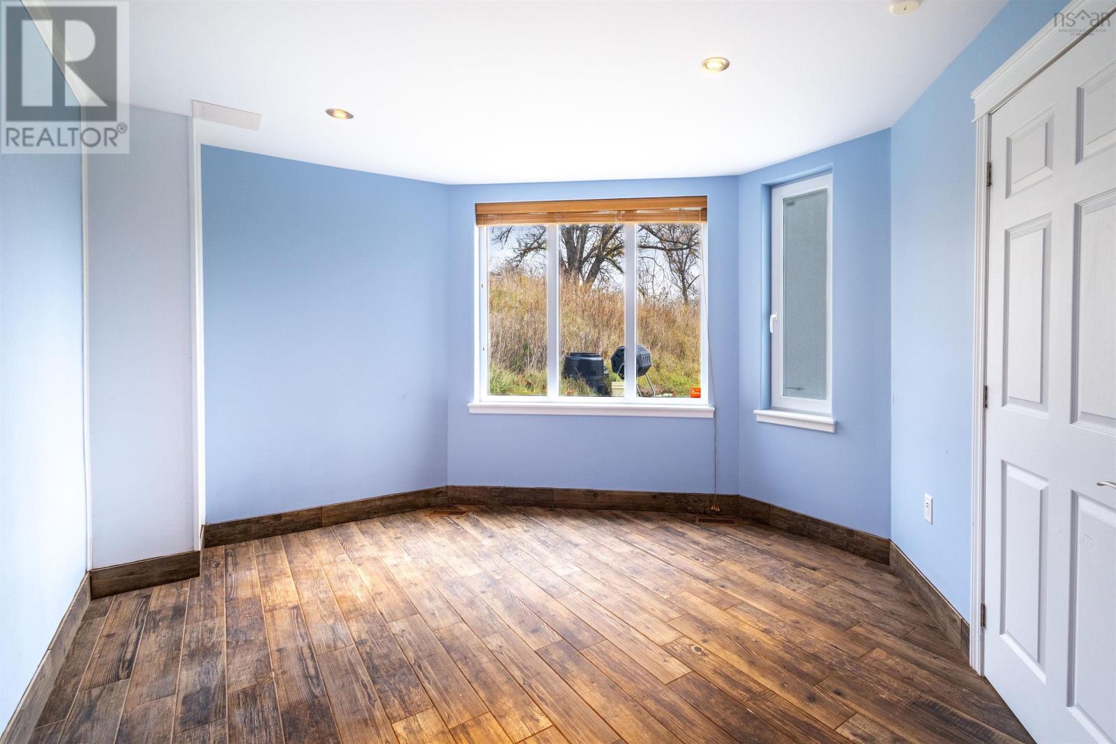 Property 31 of 49 of 15 Howe Court