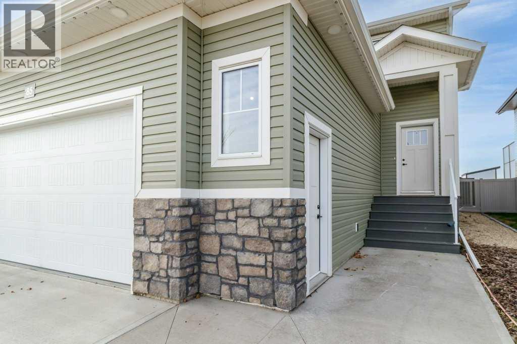 85 Crestview Boulevard, Sylvan Lake