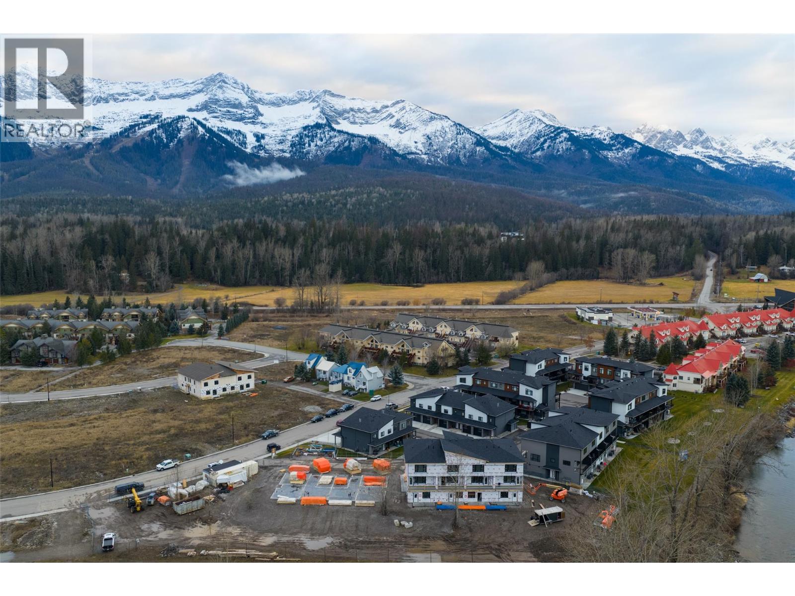 800 Riverside Way Unit# 403, Fernie
