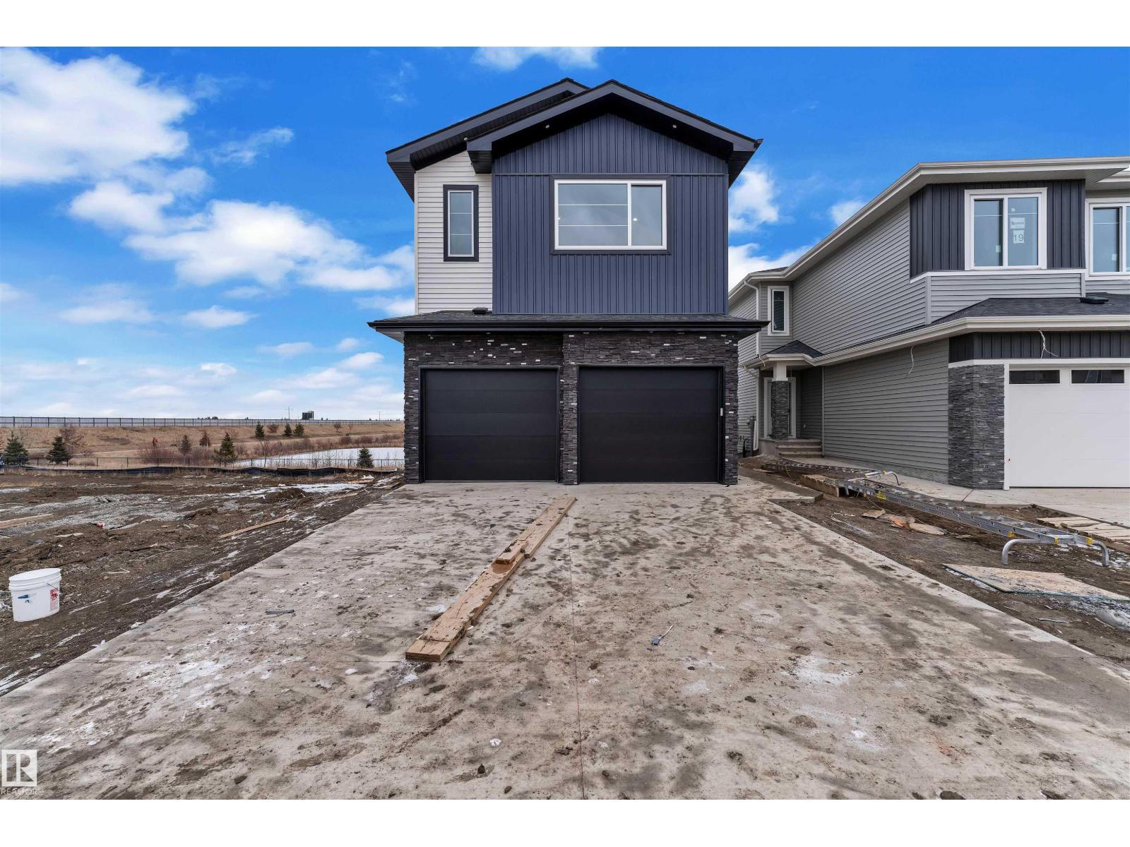 21 AXELWOOD CR, Spruce Grove