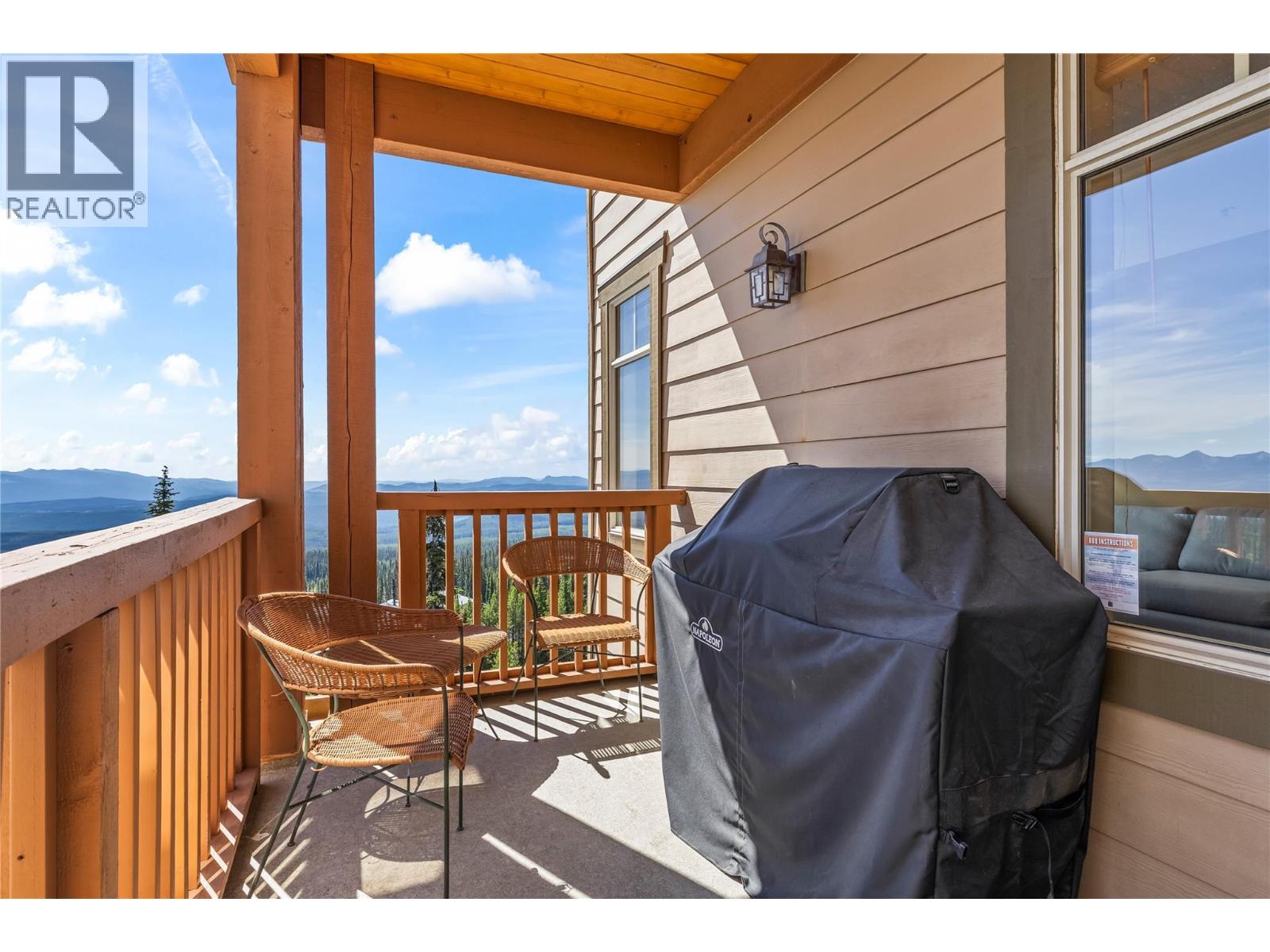 308/308A 255 Feathertop Way, Big White