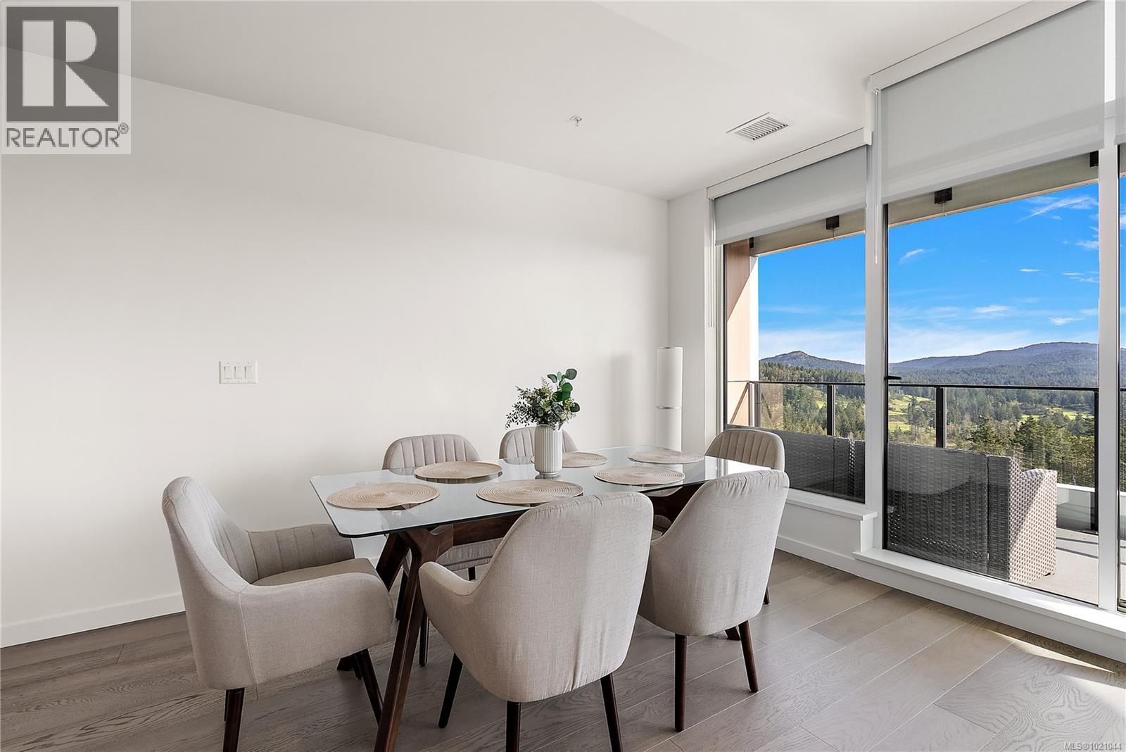 1402 2000 Hannington Road, Langford