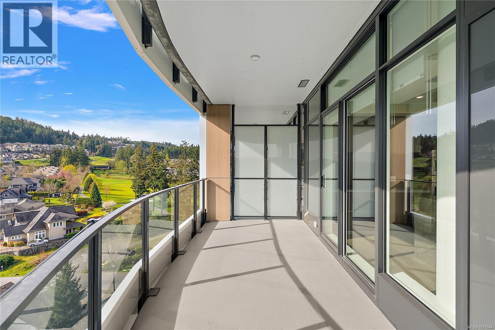 1402 2000 Hannington Road, Langford