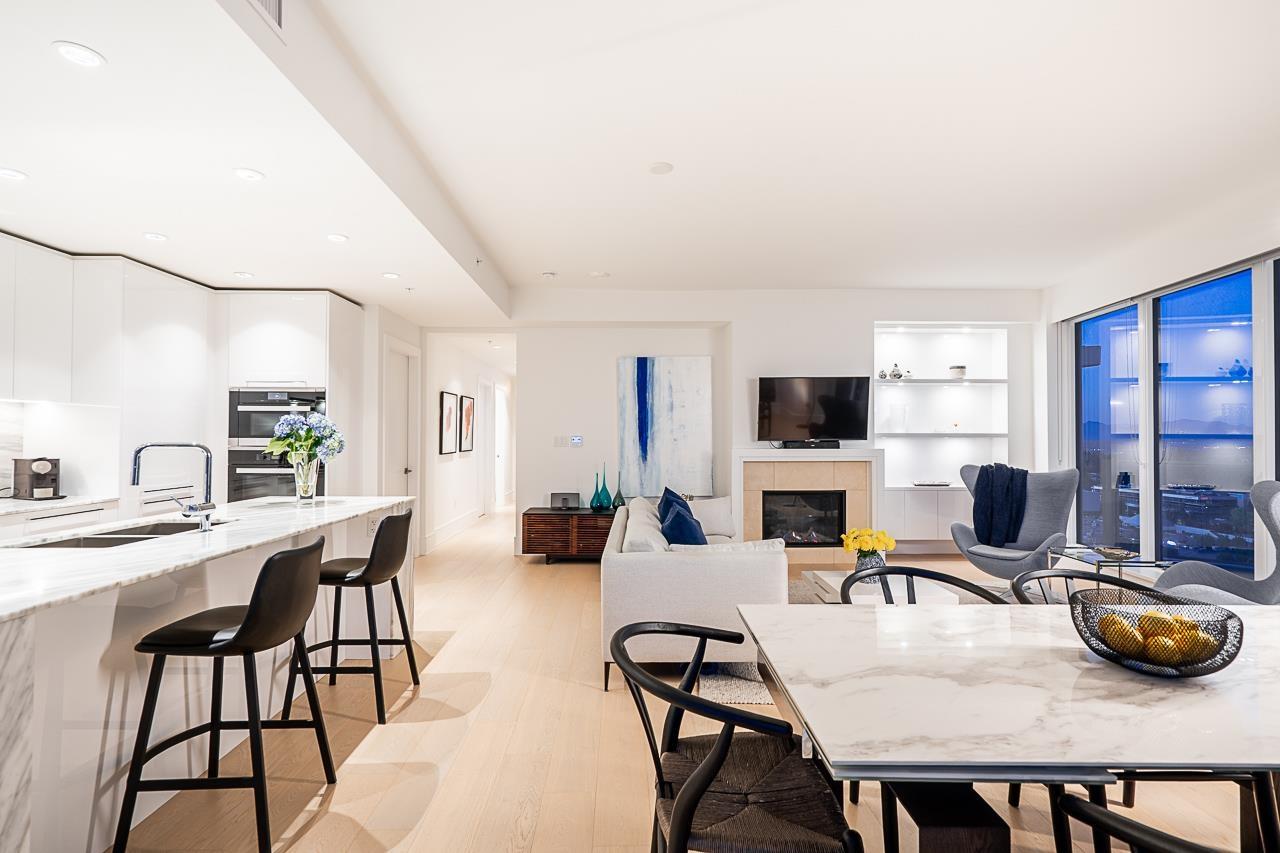 1805 1500 MARTIN STREET, White Rock