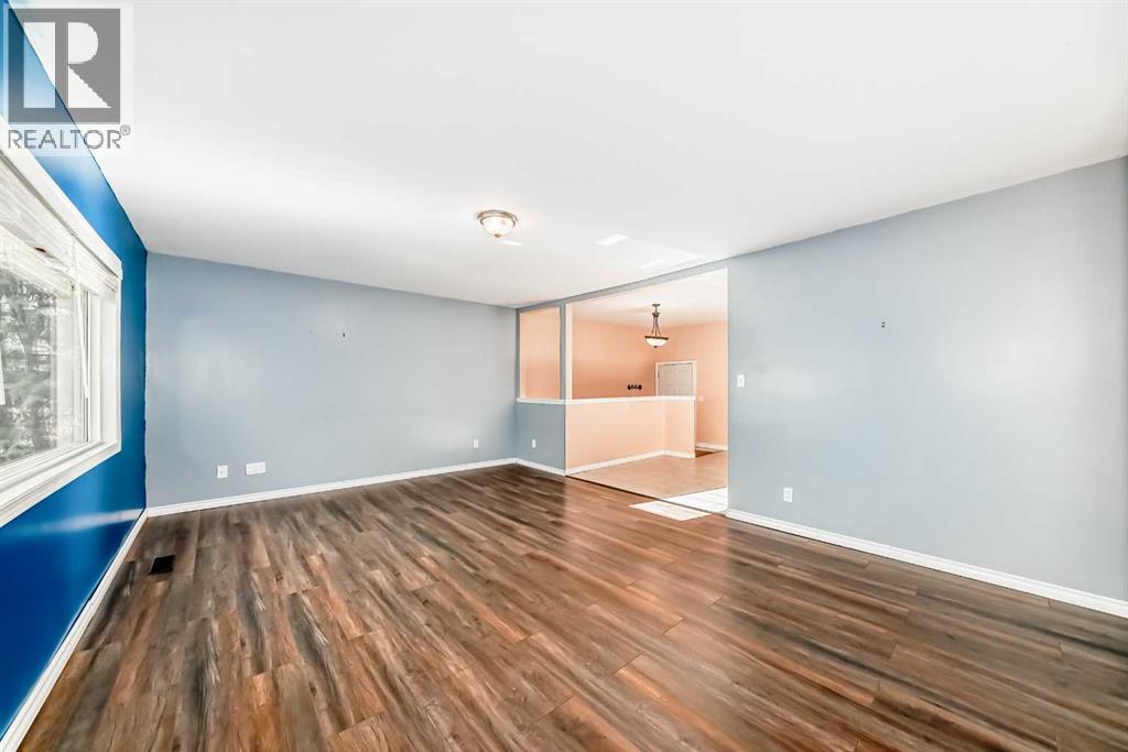 Single Family House Bungalow for Sale in  Cottonwood Crescent SE Southview Calgary 