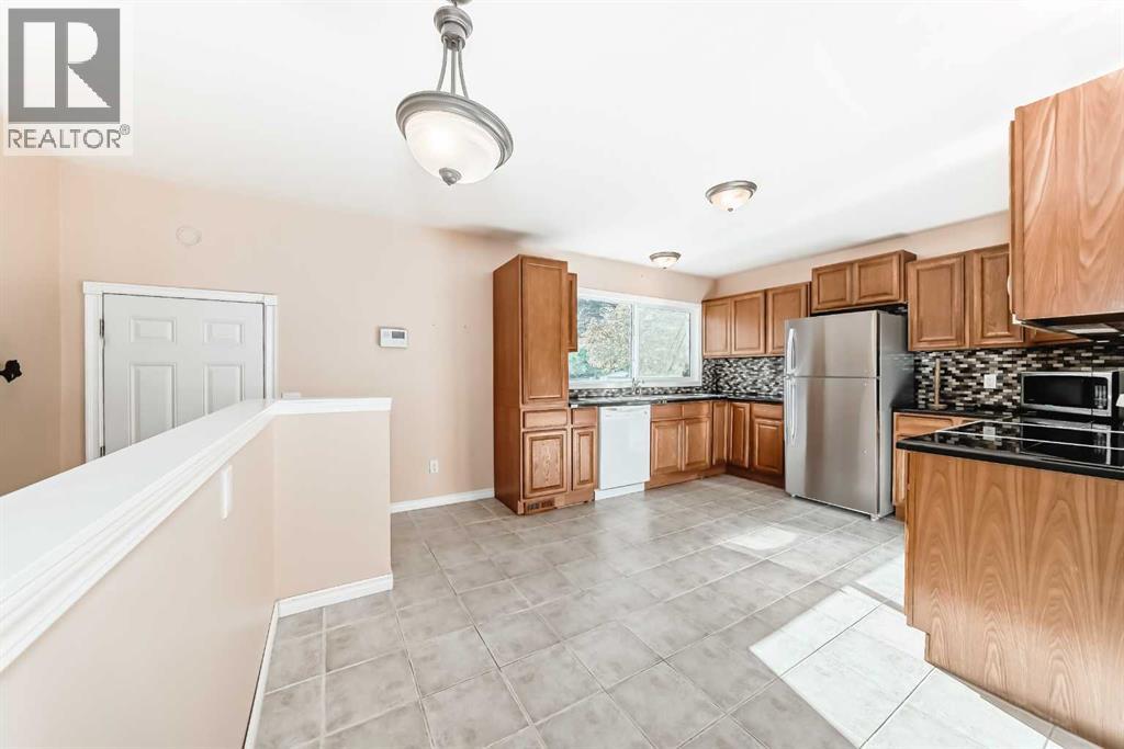 Single Family House Bungalow for Sale in  Cottonwood Crescent SE Southview Calgary 